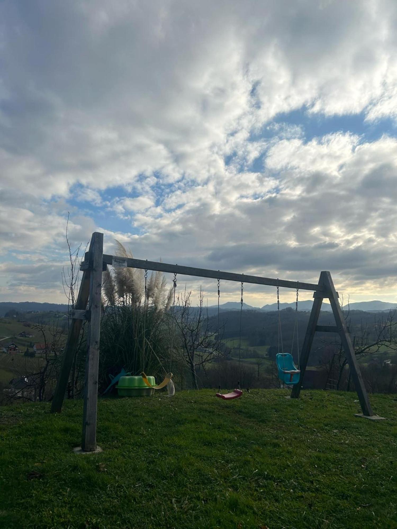 Ferienwohnung Turisticna Kmetija Golej Podčetrtek Exterior foto